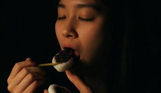 「暗黒の中であんこ食う」